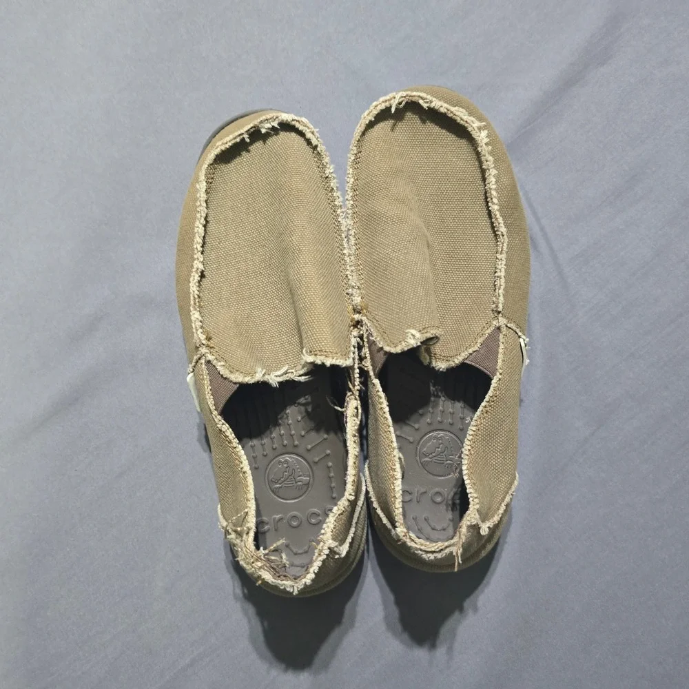 Crocs Santa Cruz Loafers Mens 10 Khaki Canvas Frayed Slip On Shoes 10128